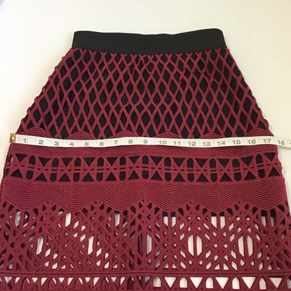 Self-Portrait Red Midi Skirt Cut Out Lace Pencil Skirt New Size 2 - Picture 5 of 12